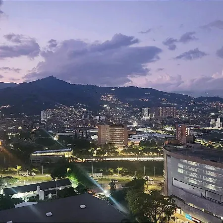 Apartamento En Sabaneta, Zona Mayorca, Medellin, Hermosa Vista A La Montanas Exterior photo
