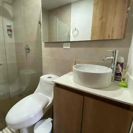 Apartamento En Sabaneta, Zona Mayorca, Medellin, Hermosa Vista A La Montanas Exterior photo