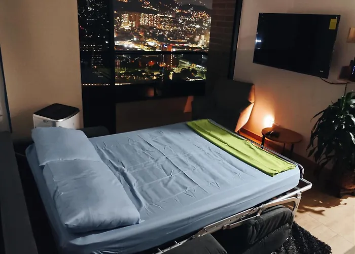 Apartamento En Sabaneta, Zona Mayorca, Medellin, Hermosa Vista A La Montanas